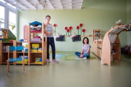 Martina Heuser und Monika Baumbusch in Kindergarten Birkenfeld - Fotoprojekt 
